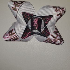 Hair bows